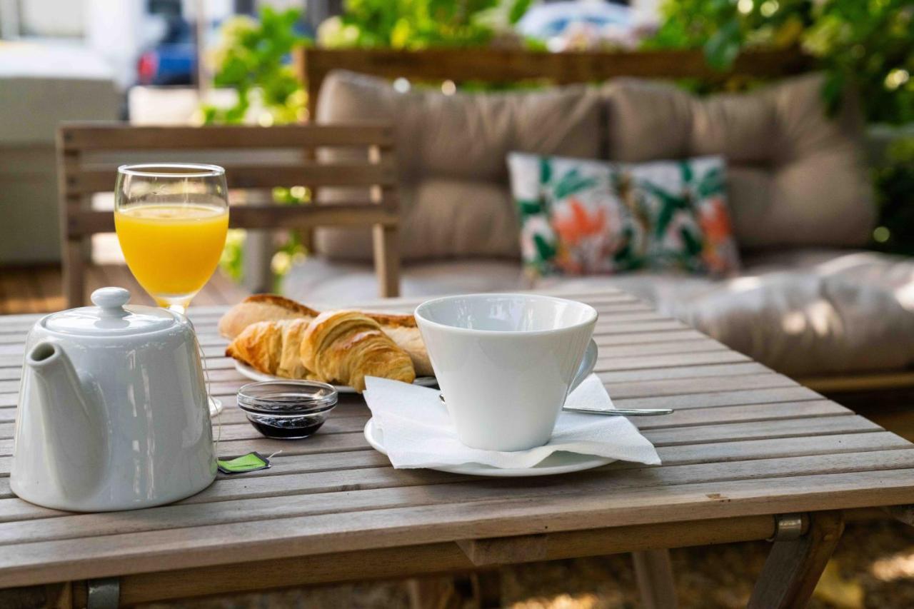 Hotel Val Flores Logis ビアリッツ エクステリア 写真