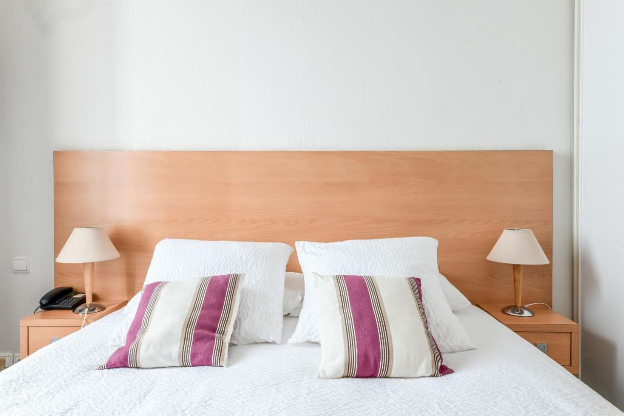 Hotel Val Flores Logis ビアリッツ エクステリア 写真