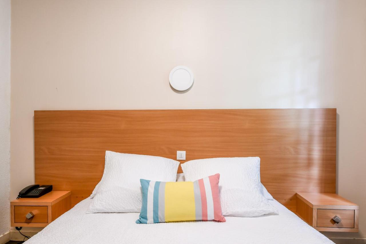 Hotel Val Flores Logis ビアリッツ エクステリア 写真
