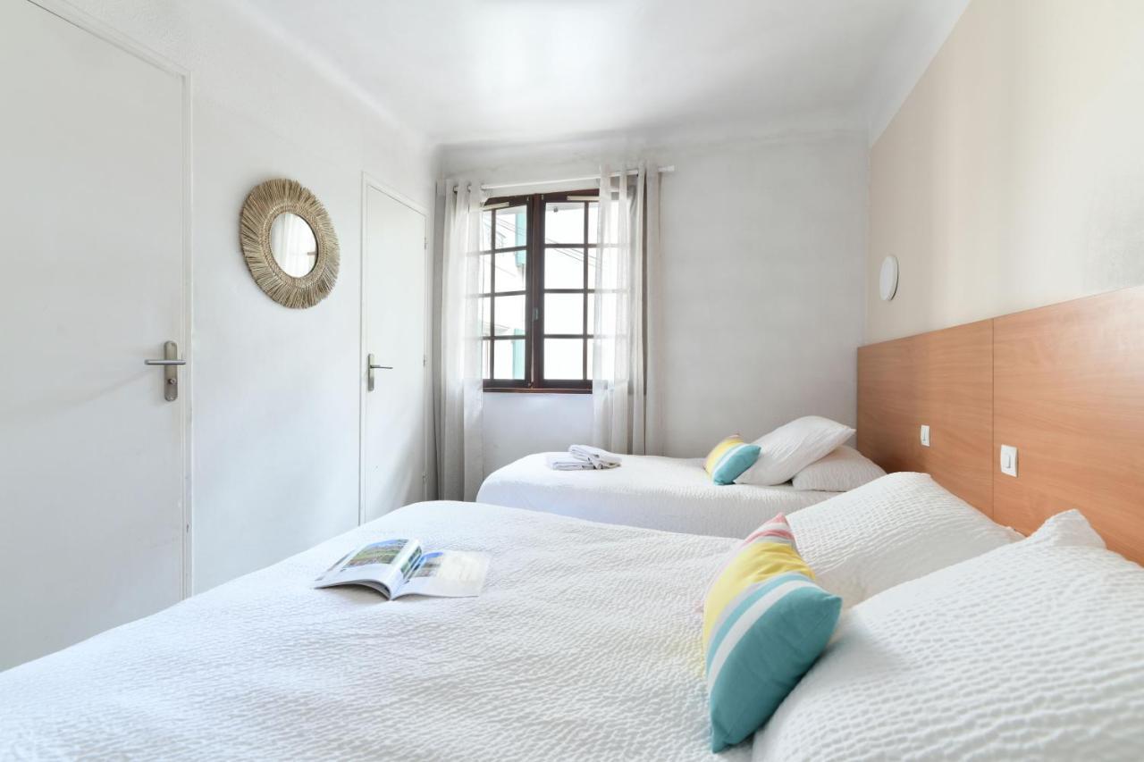 Hotel Val Flores Logis ビアリッツ エクステリア 写真
