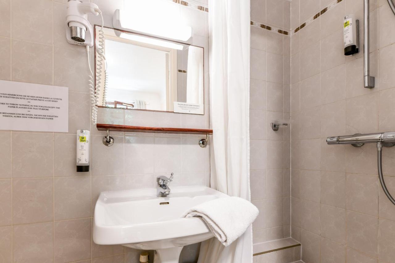 Hotel Val Flores Logis ビアリッツ エクステリア 写真