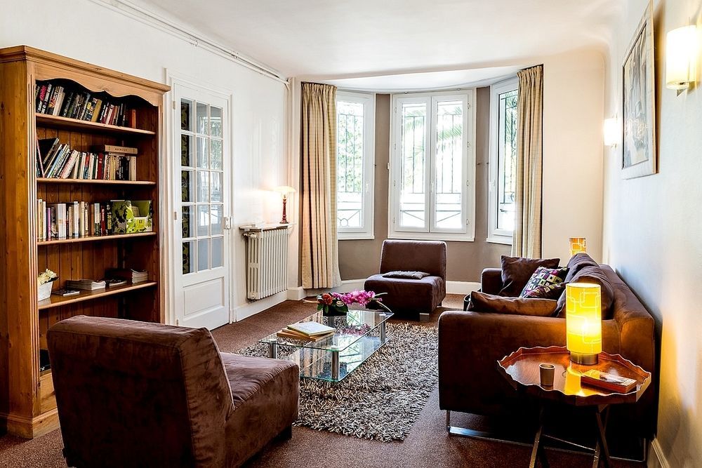 Hotel Val Flores Logis ビアリッツ エクステリア 写真